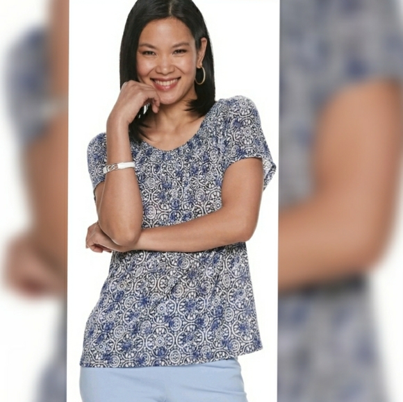 Dana Buchman petite print smocked burnout top - Picture 1 of 4